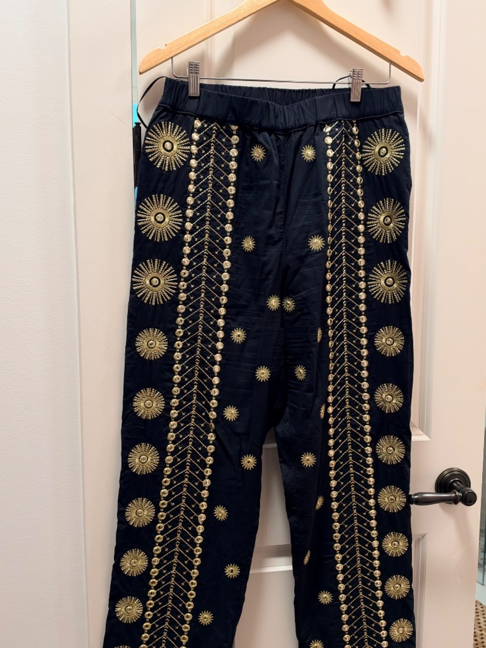 Farm Rio Embroidered Pants - Picture 2 of 4
